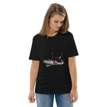 Cargar imagen en el visor de la galería, Camiseta SPIKES SHOES de algodón orgánico unisex