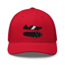 Cargar imagen en el visor de la galería, Gorra SPIKES trucker
