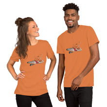 Cargar imagen en el visor de la galería, Camiseta SPIKES SHOES unisex
