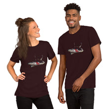 Cargar imagen en el visor de la galería, Camiseta SPIKES SHOES unisex
